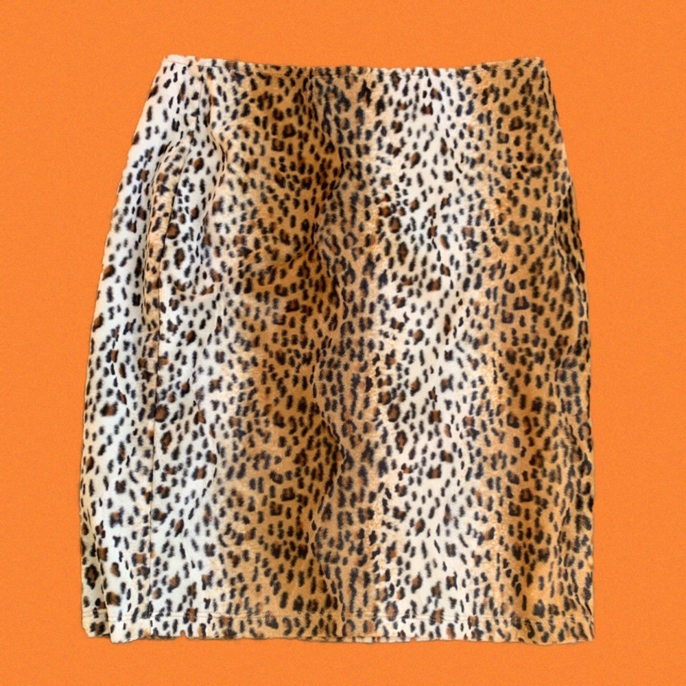 Fuzzy Leopard skirt